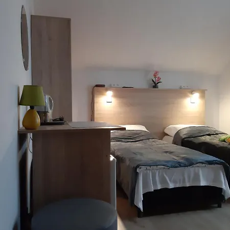 Villa Monica pokoje dwuosobowe tylko dla dorosłych Mielenko Zewnętrze zdjęcie