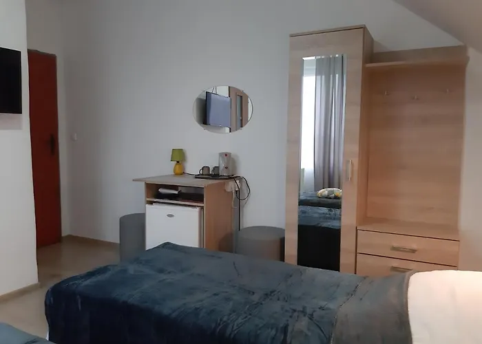 Villa Monica Pokoje Dwuosobowe Tylko Dla Doroslych