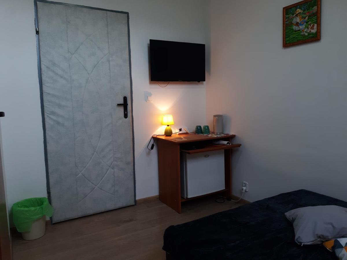 Homestay Monica Dwuosobowe Tylko Dla Doroslych Mielenko